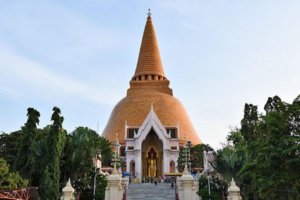 世界最大の仏塔プラパトムチェディ